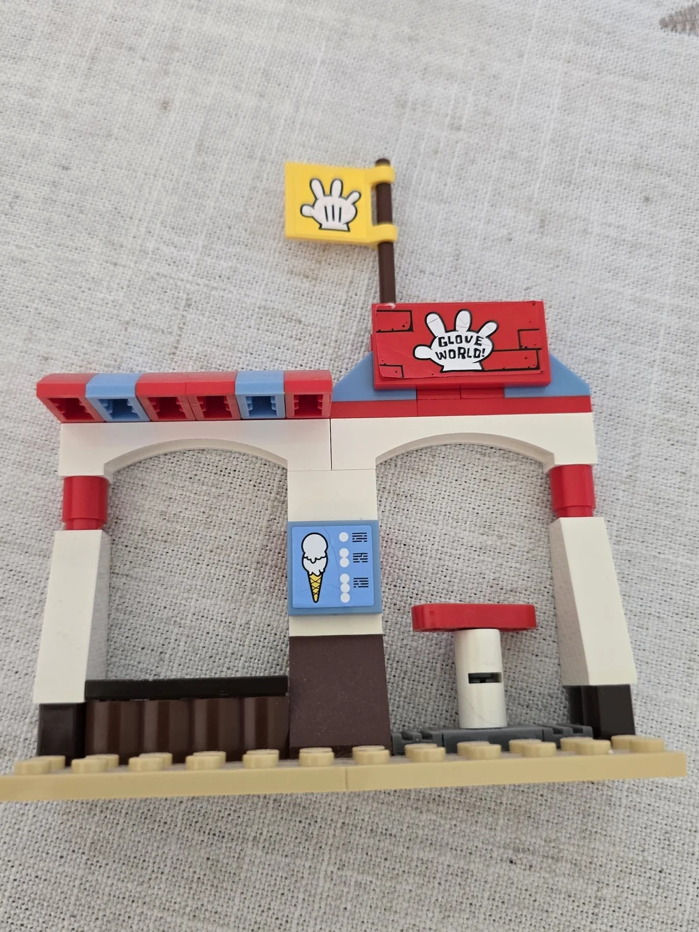LEGO SpongeBob SquarePants Glove World Set 3816